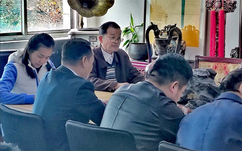 集團領(lǐng)導班子“不忘初心、牢記使命”主題教育集中自學